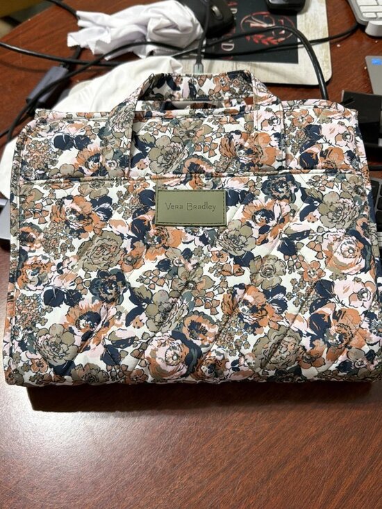Vera Bradley Handbags - Vera Bradley Ultralight Hanging Organizer - Petite Petite Exuberant Floral Sage